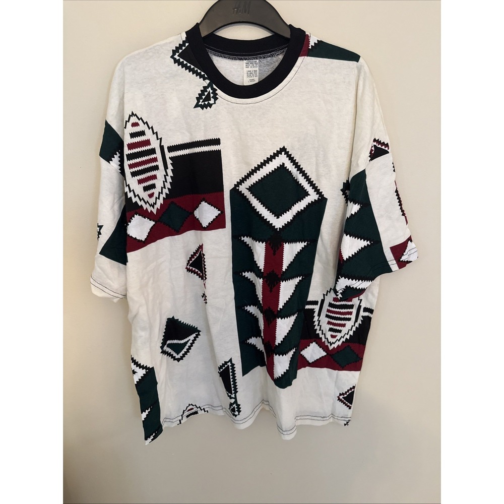 Vintage T Shirt Geometric Pattern Size Large White/ Green/Black/ Red Made In USA